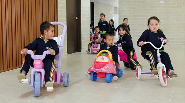 envigado_tejiendo_centro_niños