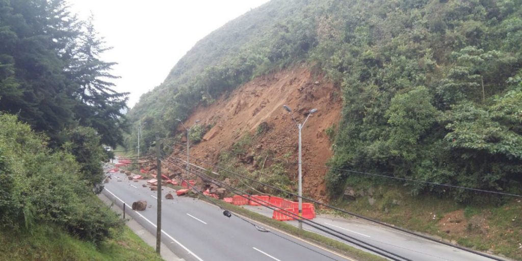 Autopista-Medellín-Bogotá